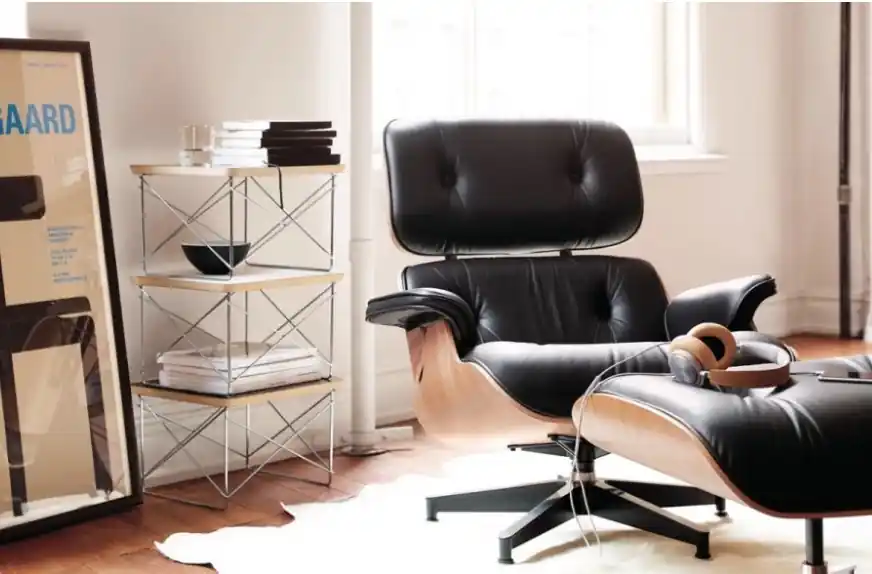 Сравнение Eames Lounge Chair