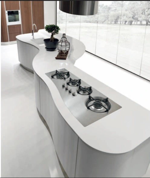 Кухня Volare ARAN Cucine — угловая компоновка, остров и цветовые акценты