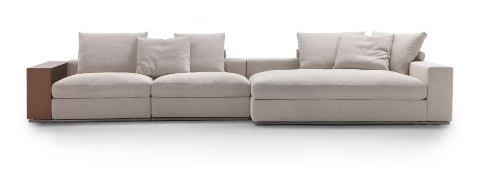 Flexform Groundpiece modular sofa designed by Antonio Citterio